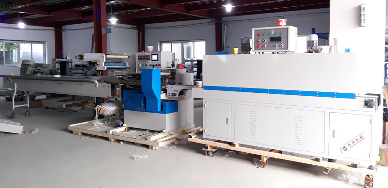 Automatic Poe Film Heat Shrink Packing Machine